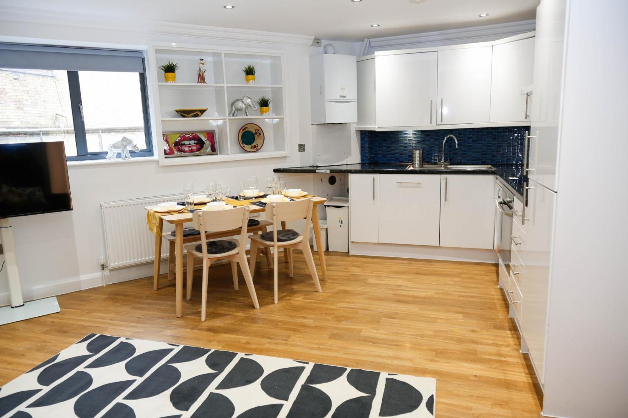 New Luxury Apartments In Central Location Next To Shops, Cafes, Bars & Metro Londres Exterior foto